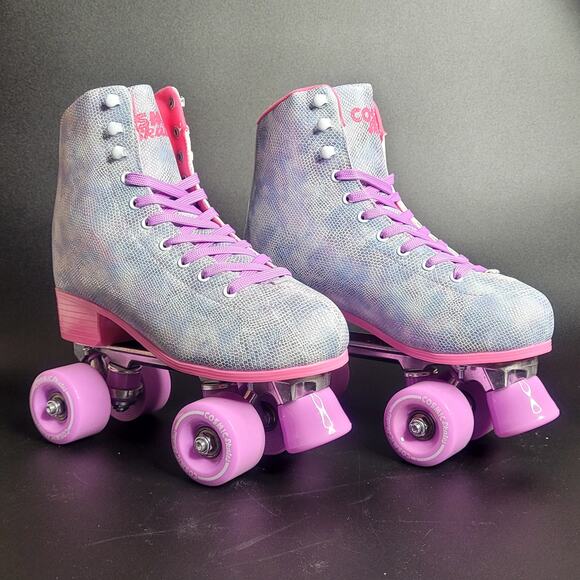 Cosmic‎ Skates Pearlescent Mermaid Unicorn Snakeskin Barbie Pink Size 7 NWB - Picture 1 of 10